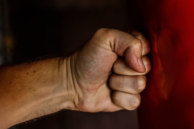 Как избавиться от заусенцев: простые способы